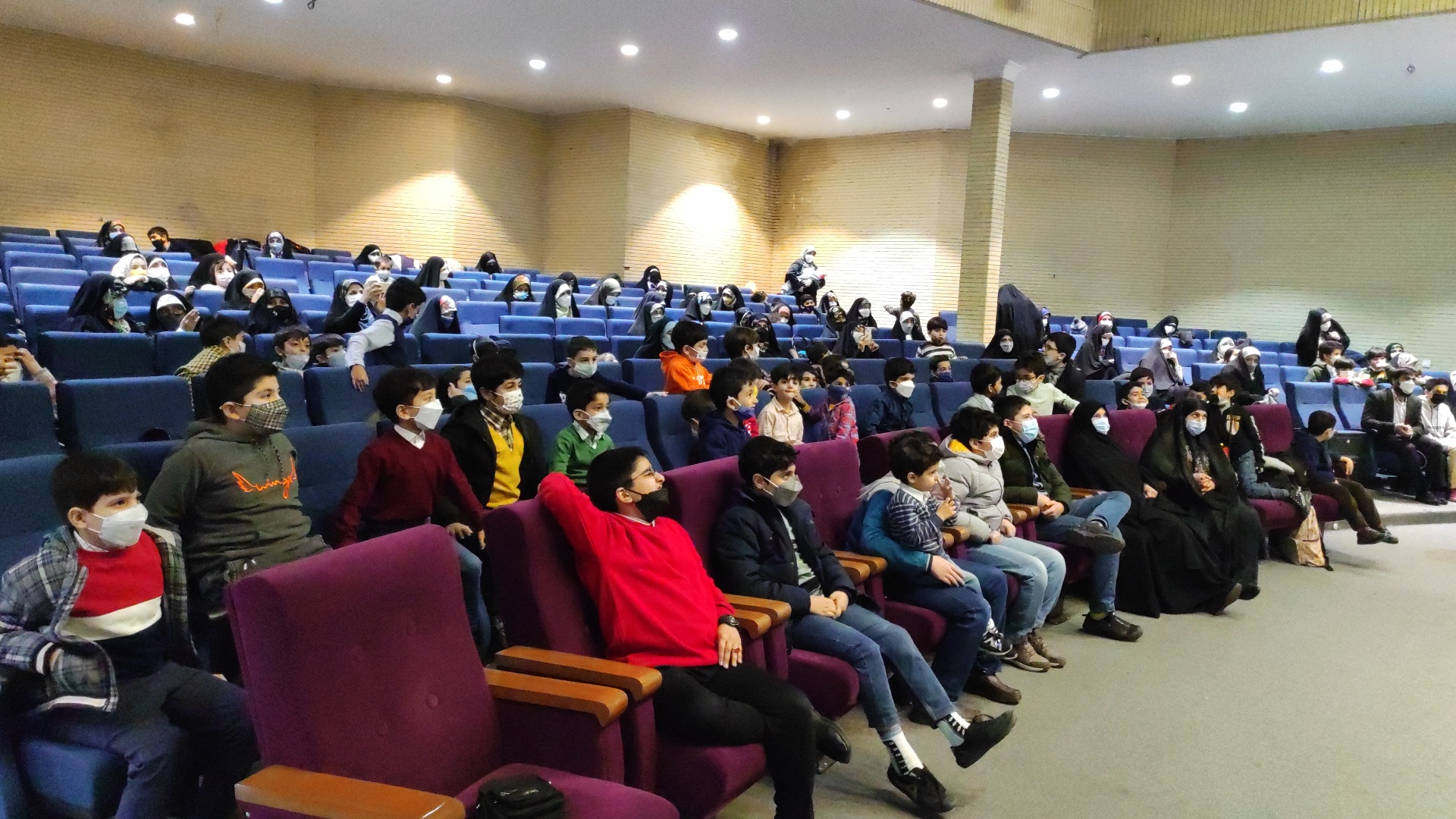 جشن ولادت حضرت زهرا (س) مادران و پسران سال تحصیلی  ۱۴۰۱ _ ۱۴۰۰